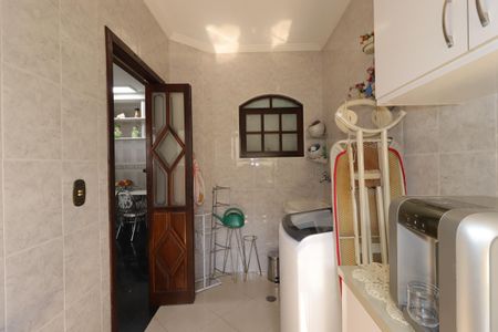 Casa para alugar com 235m², 3 quartos e 5 vagasÁrea de Serviço