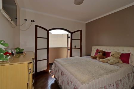 Casa para alugar com 235m², 3 quartos e 5 vagasQuarto 1