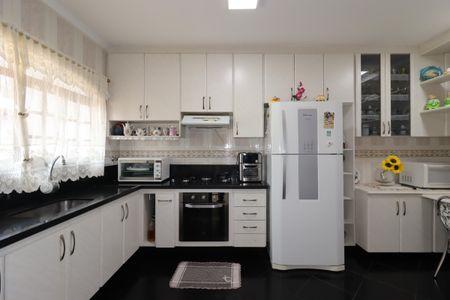 Casa para alugar com 235m², 3 quartos e 5 vagasCozinha
