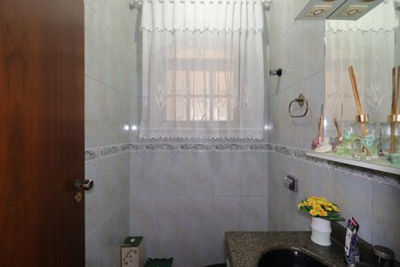 Casa para alugar com 235m², 3 quartos e 5 vagasLavabo