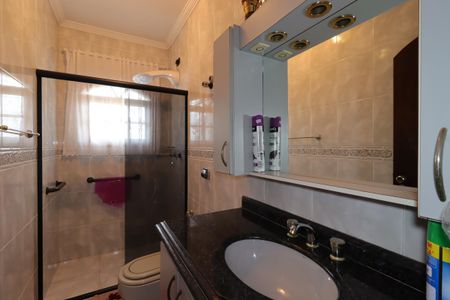 Casa para alugar com 235m², 3 quartos e 5 vagasBanheiro Social