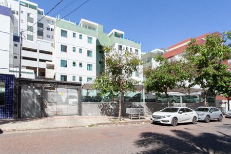 Apartamento à venda com 50m², 2 quartos e 1 vagaFachada