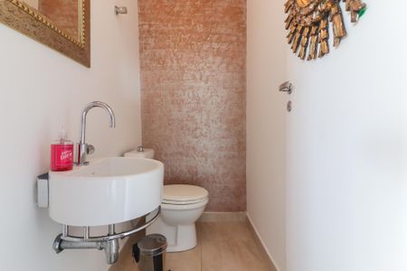 Apartamento para alugar com 134m², 4 quartos e 2 vagas Apartamento para alugar com 134m², 4 quartos e 2 vagasLavabo