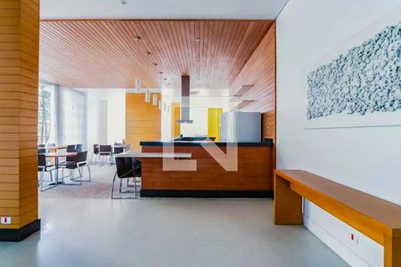 Apartamento para alugar com 134m², 4 quartos e 2 vagas Apartamento para alugar com 134m², 4 quartos e 2 vagasÁrea comum - Salão de festas