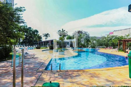 Apartamento para alugar com 134m², 4 quartos e 2 vagas Apartamento para alugar com 134m², 4 quartos e 2 vagasÁrea comum - Piscina