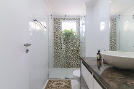 Apartamento para alugar com 134m², 4 quartos e 2 vagas Apartamento para alugar com 134m², 4 quartos e 2 vagasBanheiro Social