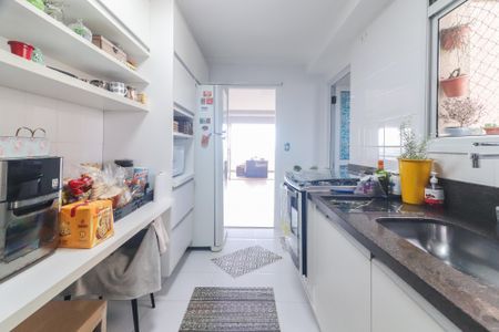 Apartamento para alugar com 134m², 4 quartos e 2 vagas Apartamento para alugar com 134m², 4 quartos e 2 vagasCozinha