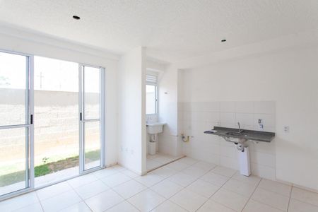 Sala de apartamento para alugar com 2 quartos, 60m² em Mantiqueira, Belo Horizonte