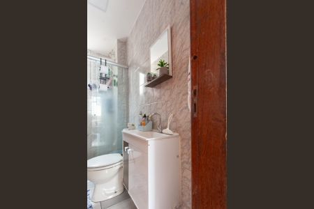 Apartamento à venda com 174m², 4 quartos e 1 vaga Apartamento à venda com 174m², 4 quartos e 1 vagaBanheiro Social 1