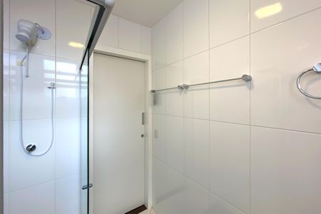 Apartamento à venda com 274m², 4 quartos e 2 vagasBanheiro