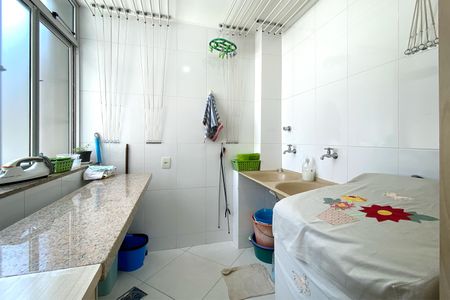 Apartamento à venda com 274m², 4 quartos e 2 vagasÁrea de Serviço