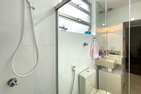 Apartamento à venda com 274m², 4 quartos e 2 vagasBanheiro da Suíte 2