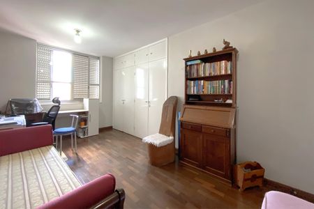 Apartamento à venda com 274m², 4 quartos e 2 vagasQuarto 4