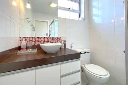 Apartamento à venda com 274m², 4 quartos e 2 vagasBanheiro