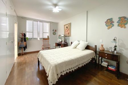 Apartamento à venda com 274m², 4 quartos e 2 vagasSuite 2