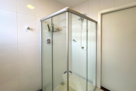 Apartamento à venda com 274m², 4 quartos e 2 vagasBanheiro