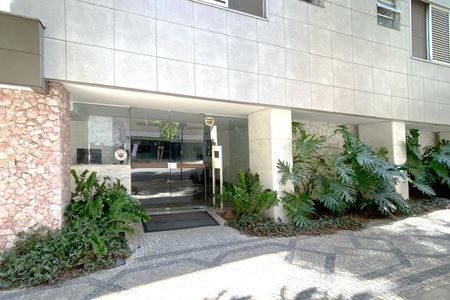 Apartamento à venda com 274m², 4 quartos e 2 vagasFachada