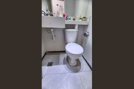 Apartamento à venda com 56m², 2 quartos e 1 vagaBanheiro 2