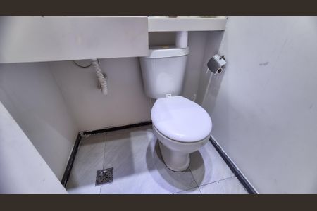 Apartamento à venda com 56m², 2 quartos e 1 vagaBanheiro 2