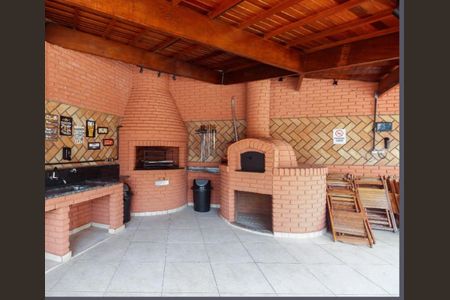 Apartamento à venda com 72m², 2 quartos e 1 vaga Apartamento à venda com 72m², 2 quartos e 1 vagaÁrea comum - Churrasqueira