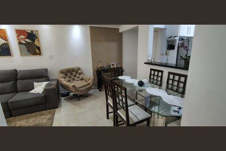 Apartamento à venda com 72m², 2 quartos e 1 vaga Apartamento à venda com 72m², 2 quartos e 1 vagaSala