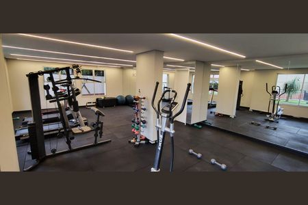 Apartamento à venda com 72m², 2 quartos e 1 vaga Apartamento à venda com 72m², 2 quartos e 1 vagaÁrea comum - Academia