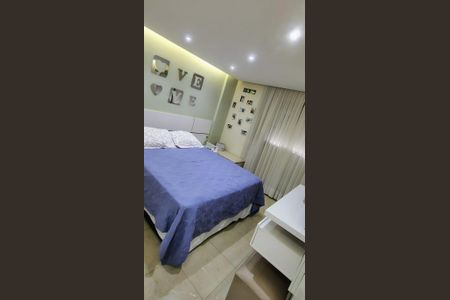 Apartamento à venda com 72m², 2 quartos e 1 vaga Apartamento à venda com 72m², 2 quartos e 1 vagaSuíte