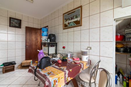 Casa à venda com 469m², 4 quartos e 4 vagas Casa à venda com 469m², 4 quartos e 4 vagasCozinha