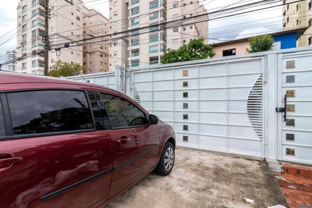 Casa à venda com 469m², 4 quartos e 4 vagas Casa à venda com 469m², 4 quartos e 4 vagasQuintal / Garagem