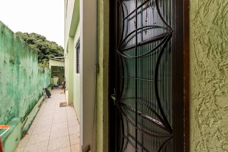 Casa à venda com 469m², 4 quartos e 4 vagas Casa à venda com 469m², 4 quartos e 4 vagasQuintal