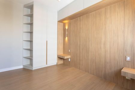 Apartamento à venda com 80m², 3 quartos e 2 vagasSuíte