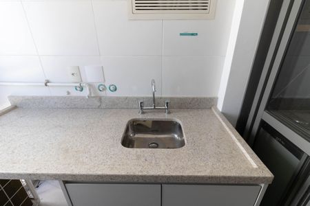 Apartamento à venda com 80m², 3 quartos e 2 vagasÁrea de Serviço