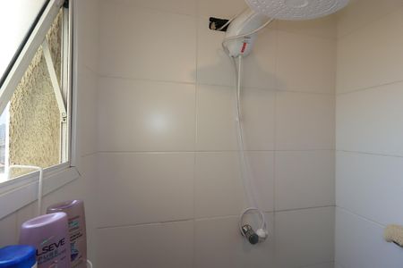 Apartamento à venda com 100m², 2 quartos e 2 vagasBanheiro Social - Box