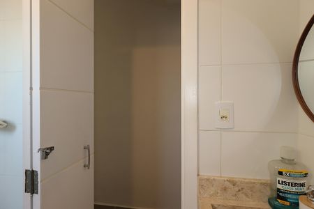 Apartamento à venda com 100m², 2 quartos e 2 vagasBanheiro Social