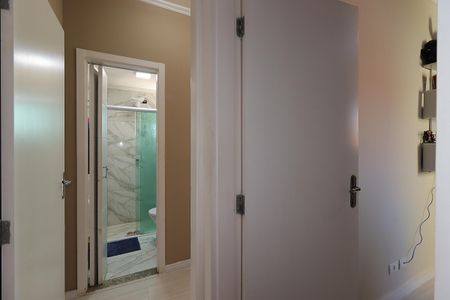 Apartamento à venda com 100m², 2 quartos e 2 vagasCorredor