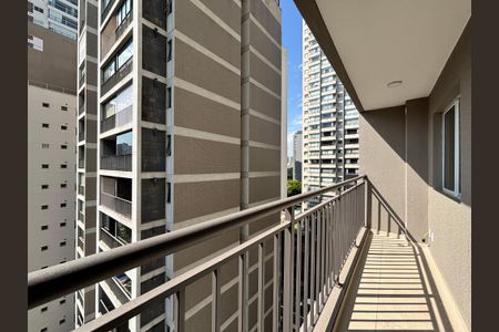 Varanda de apartamento à venda com 1 quarto, 30m² em Vila Olímpia, São Paulo