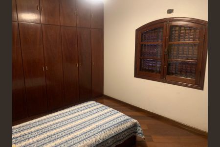 Casa para alugar com 130m², 5 quartos e 3 vagas Casa para alugar com 130m², 5 quartos e 3 vagasQuarto