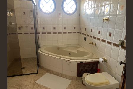 Banheiro de casa para alugar com 5 quartos, 130m² em Vila Maria Baixa, São Paulo