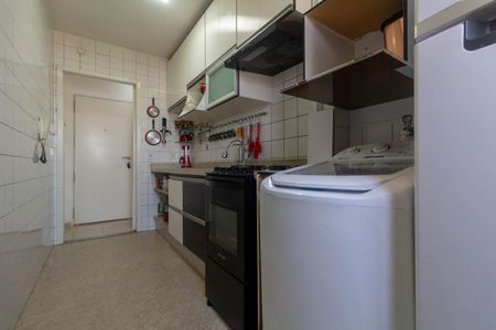 Apartamento para alugar com 78m², 2 quartos e 1 vaga Apartamento para alugar com 78m², 2 quartos e 1 vagaCozinha e Área de Serviço