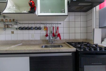 Apartamento para alugar com 78m², 2 quartos e 1 vaga Apartamento para alugar com 78m², 2 quartos e 1 vagaCozinha e Área de Serviço