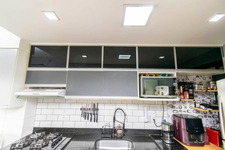 Apartamento à venda com 60m², 2 quartos e 1 vaga Apartamento à venda com 60m², 2 quartos e 1 vagaCozinha - Armários