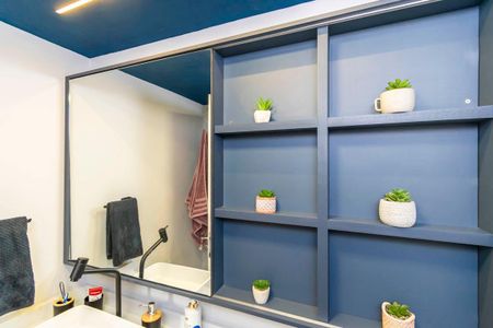 Apartamento à venda com 60m², 2 quartos e 1 vaga Apartamento à venda com 60m², 2 quartos e 1 vagaBanheiro da Suíte