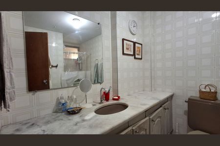 Apartamento à venda com 85m², 3 quartos e 1 vaga Apartamento à venda com 85m², 3 quartos e 1 vagaBanheiro
