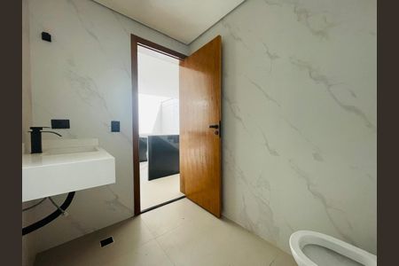 Casa à venda com 210m², 3 quartos e 4 vagasLavabo 1