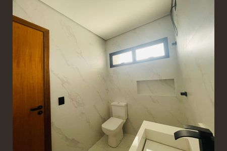 Casa à venda com 210m², 3 quartos e 4 vagasBanheiro da Suíte 3