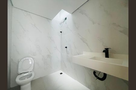 Casa à venda com 210m², 3 quartos e 4 vagasLavabo 1