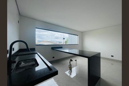 Casa à venda com 210m², 3 quartos e 4 vagasCozinha