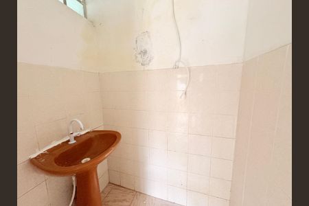 Banheiro Social de casa à venda com 1 quarto, 45m² em Jardim Primavera, Várzea Paulista