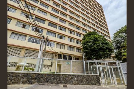 Apartamento à venda com 52m², 1 quarto e sem vagaFachada