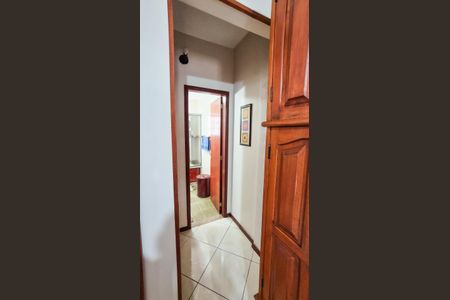 Apartamento à venda com 103m², 3 quartos e 1 vagaAcesso ao banheiro do quarto 2